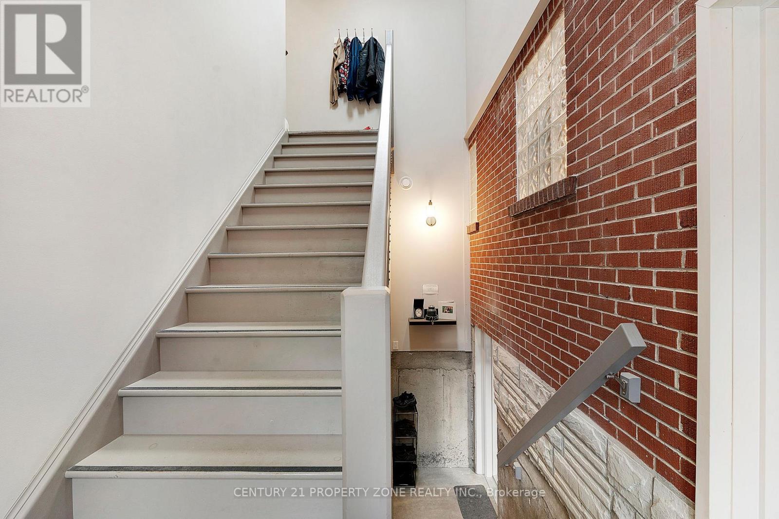 74 John Street Property Photo 20