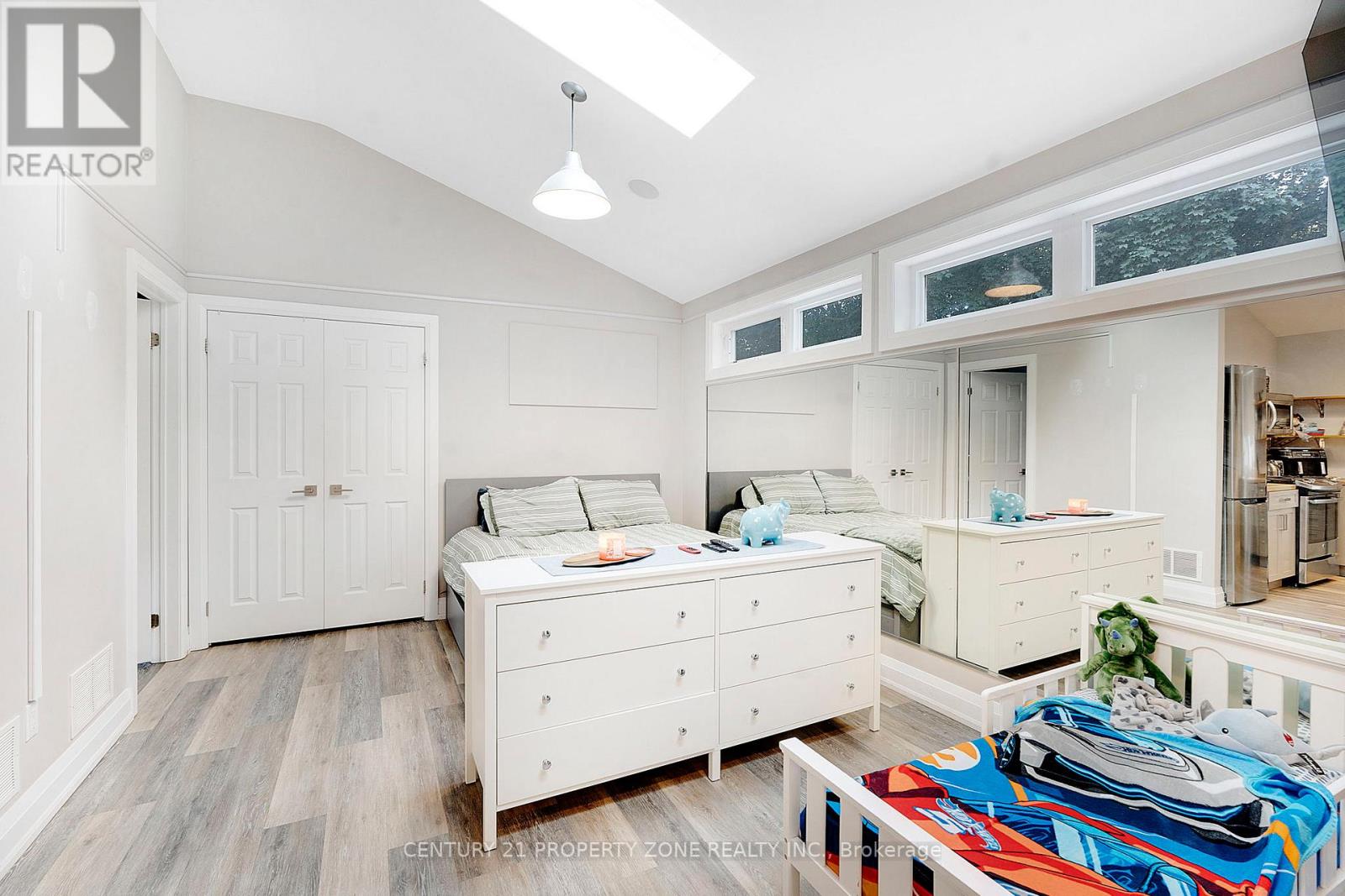 74 John Street Property Photo 21