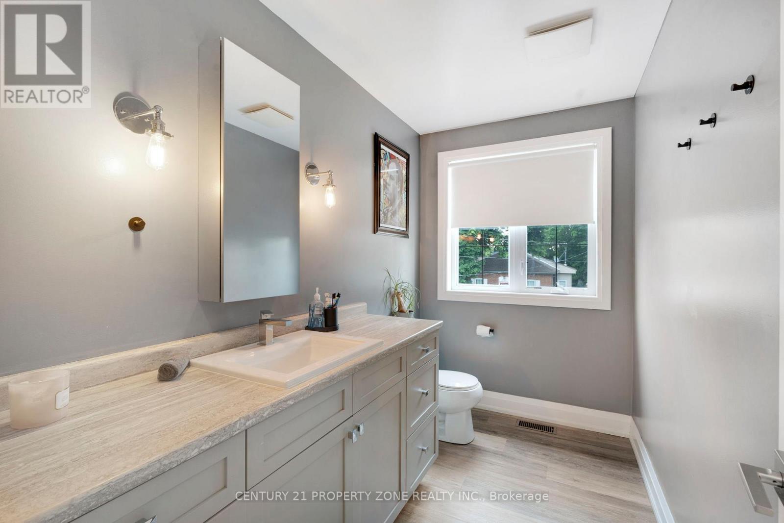 74 John Street Property Photo 25