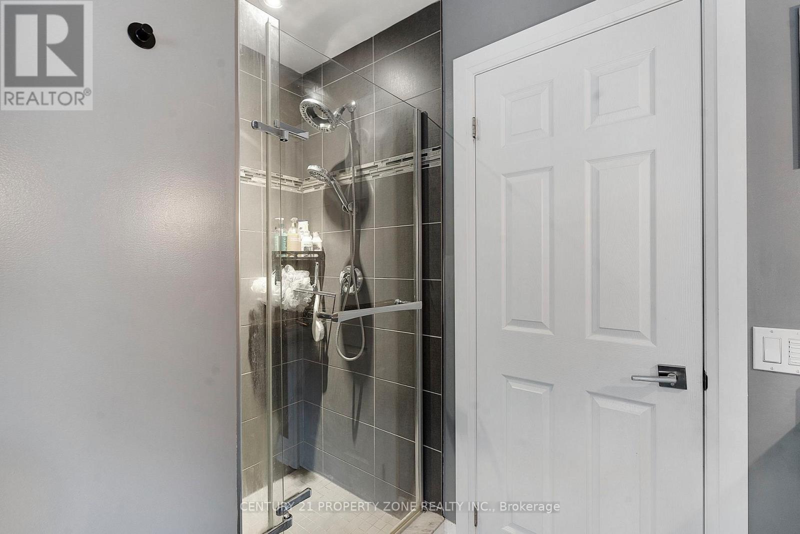 74 John Street Property Photo 26