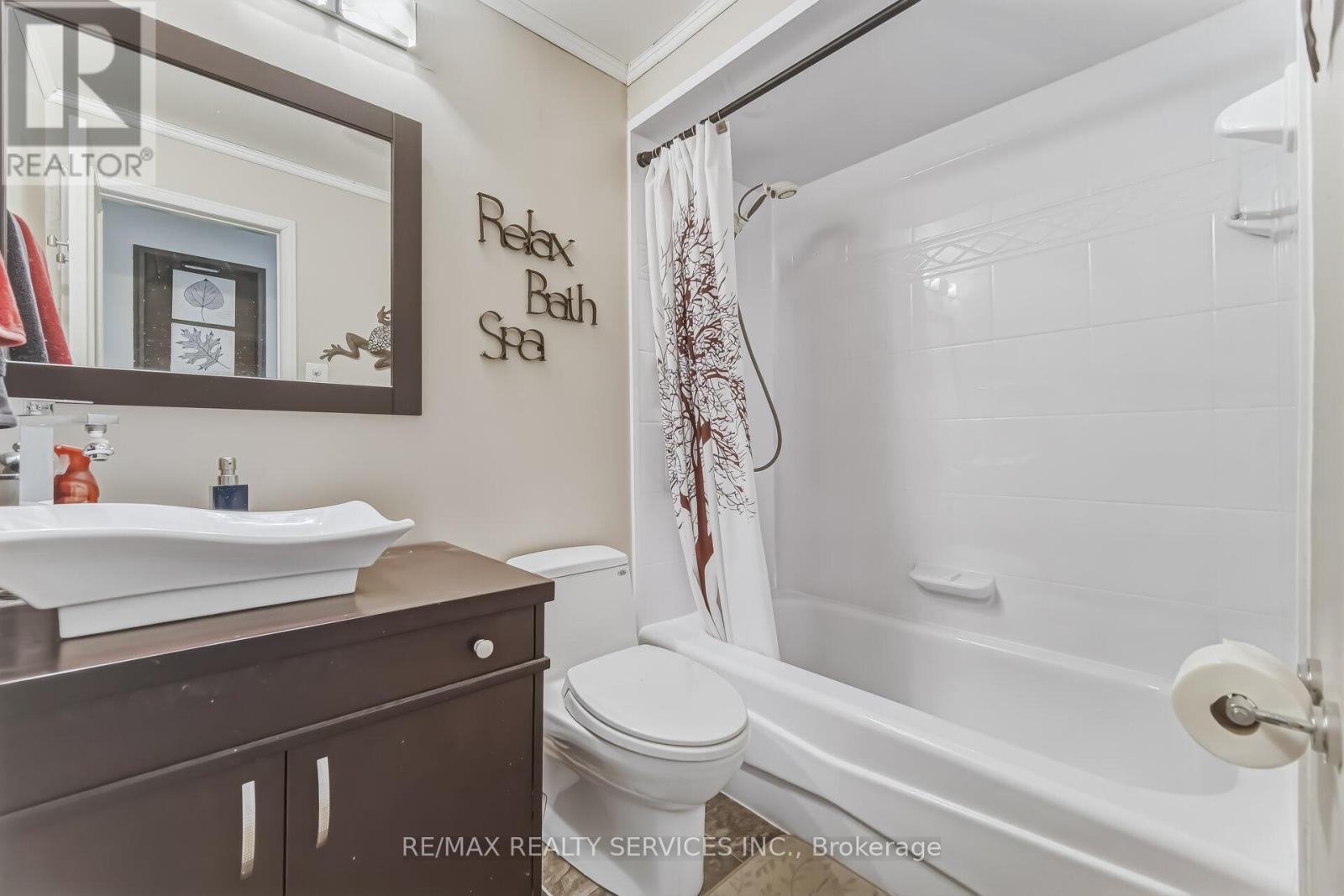 15 Braemar Drive Property Photo 13