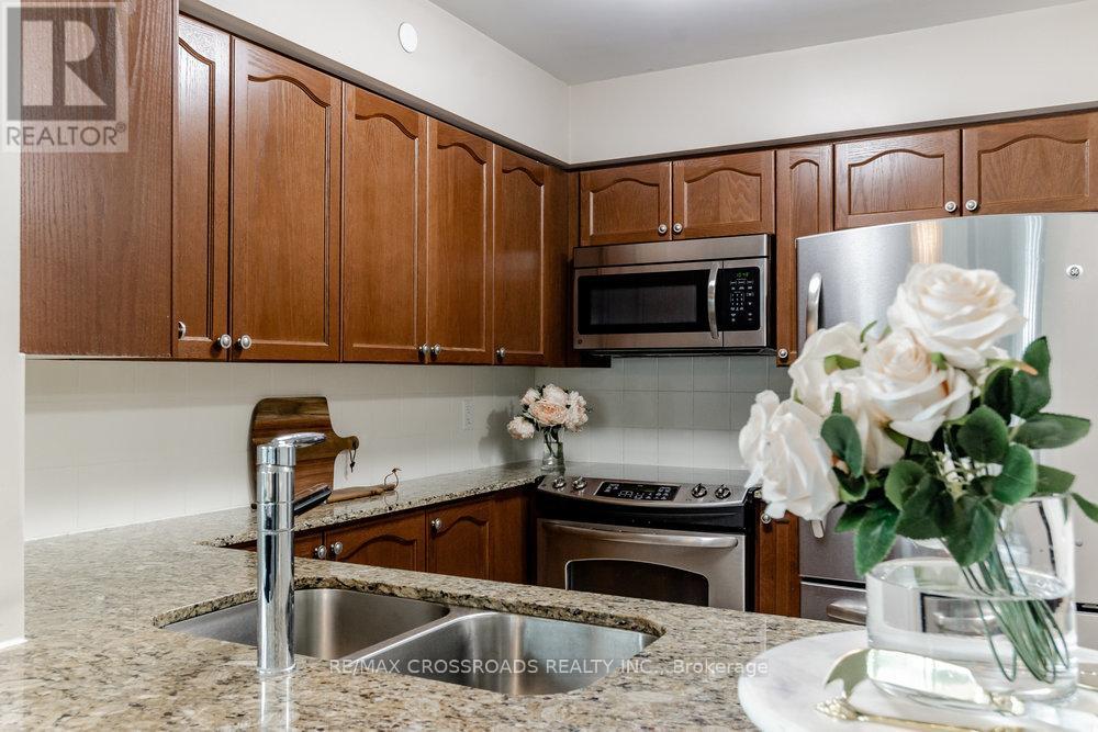 604 - 215 Sherway Gardens Road Property Photo 5