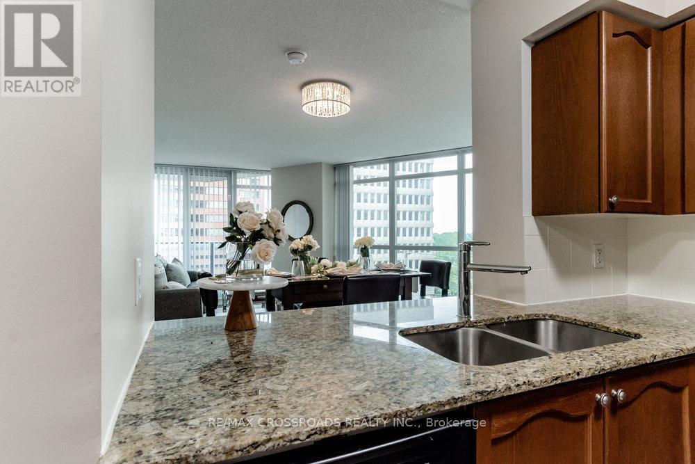 604 - 215 Sherway Gardens Road Property Photo 6