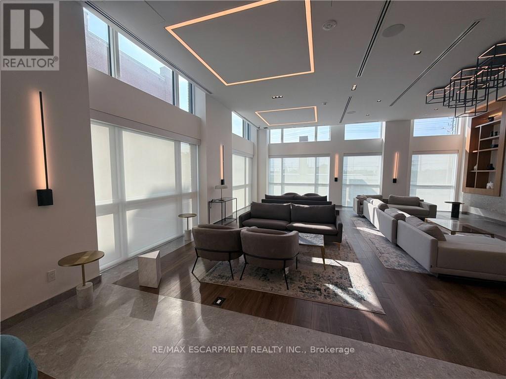 616 - 509 Dundas Street W Property Photo 22