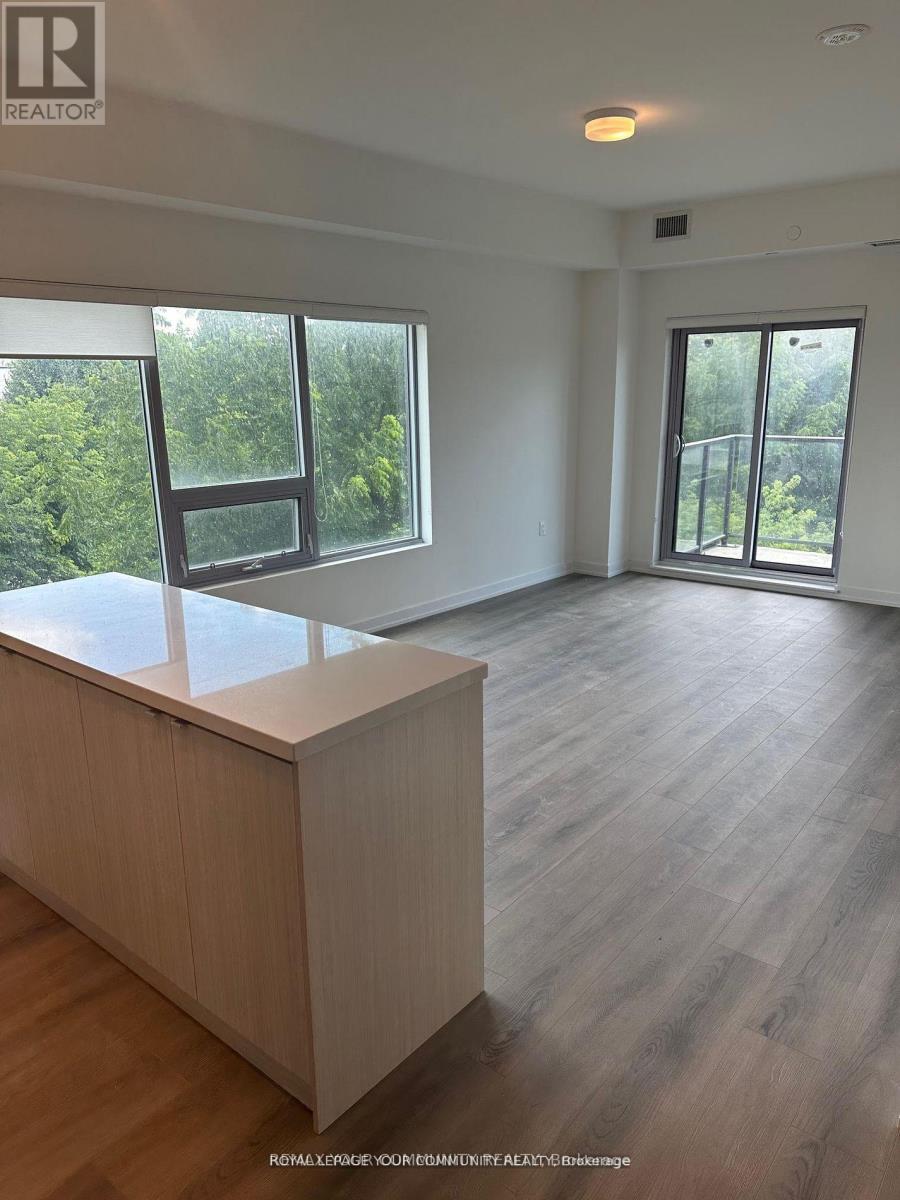 313 - 2433 Dufferin Street Property Photo 2