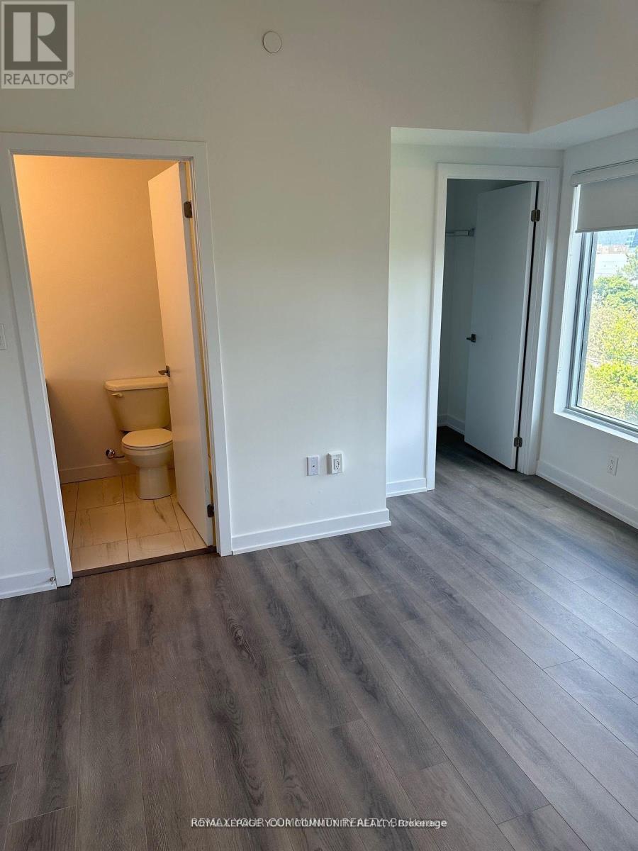 313 - 2433 Dufferin Street Property Photo 3