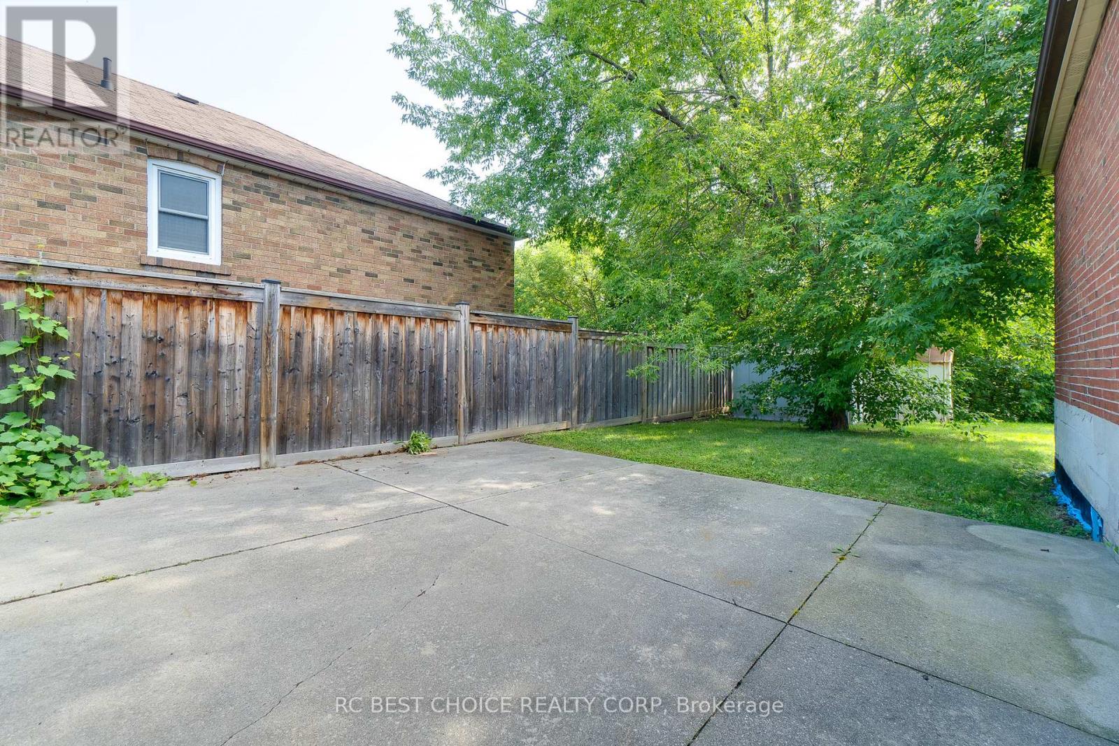 Lower - 45 Mayall Avenue Property Photo 39