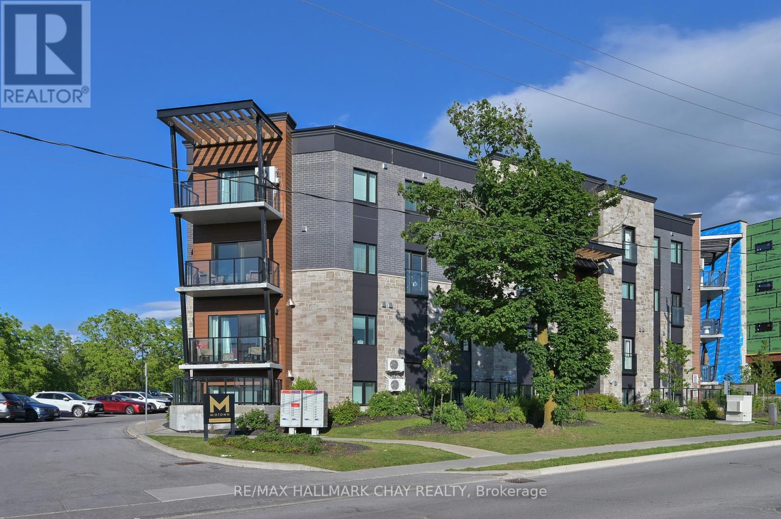 312 - 17 CENTRE STREET