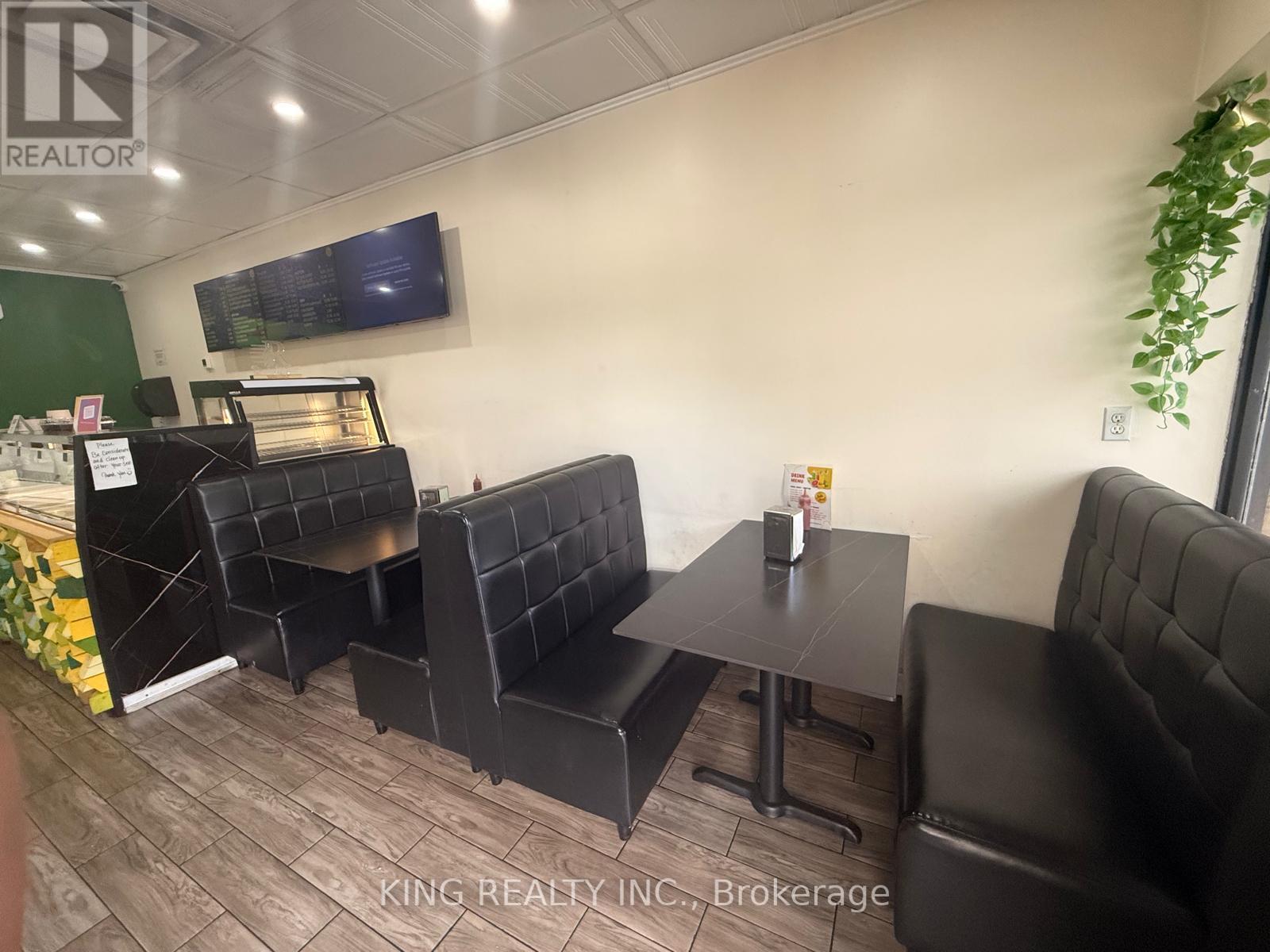 103 - 400 Dundas Street Property Photo 4