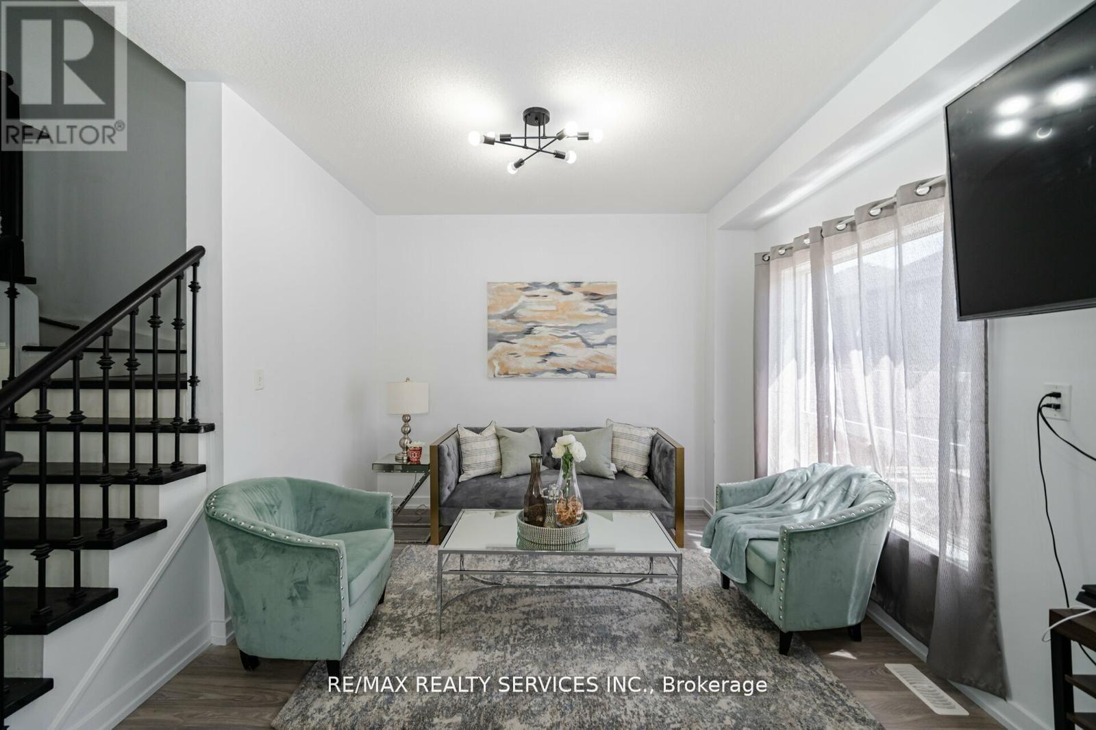 17 Dawes Road Property Photo 5