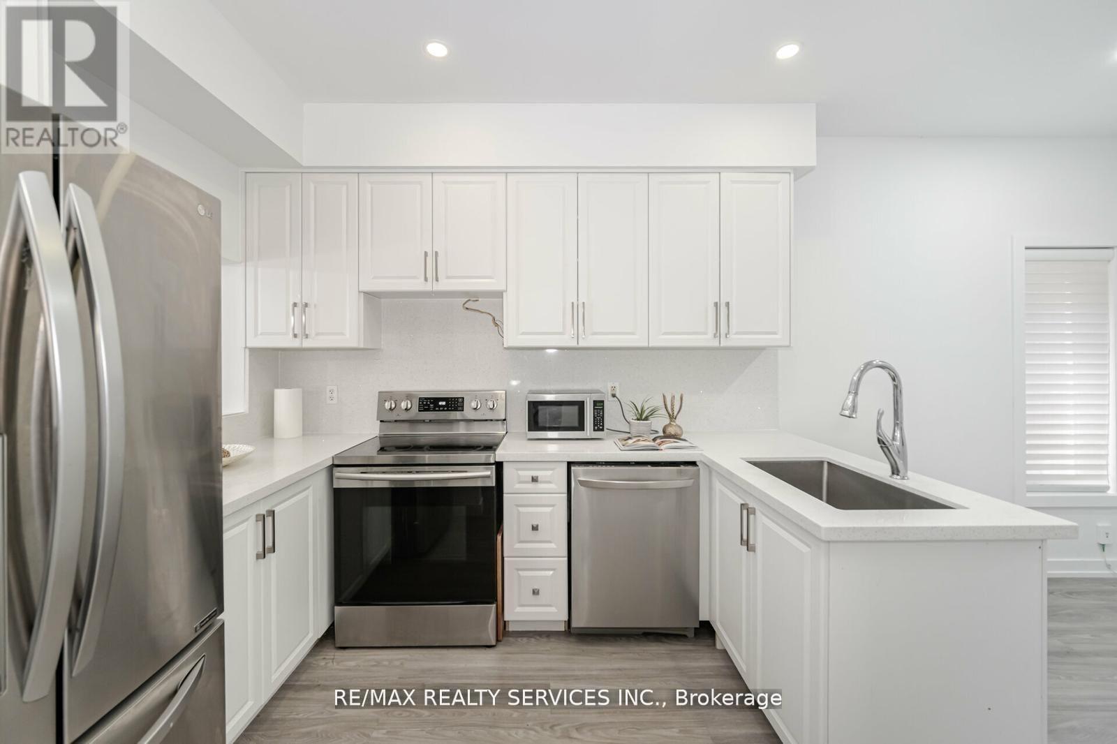 17 Dawes Road Property Photo 10