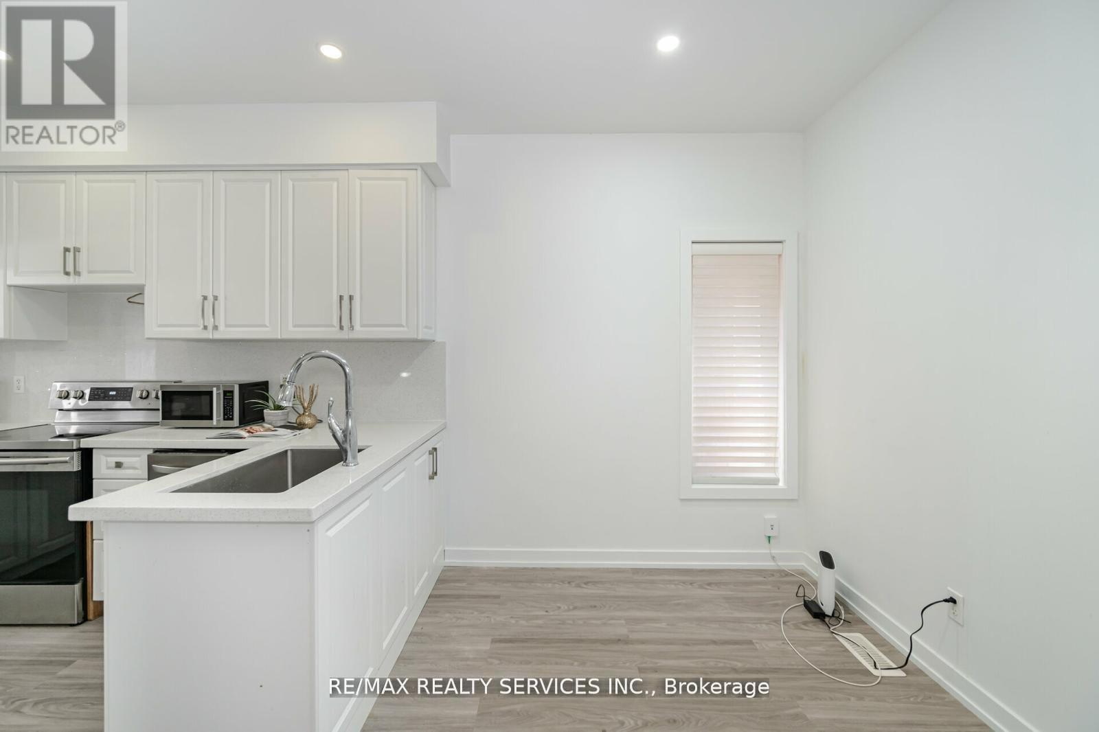 17 Dawes Road Property Photo 15