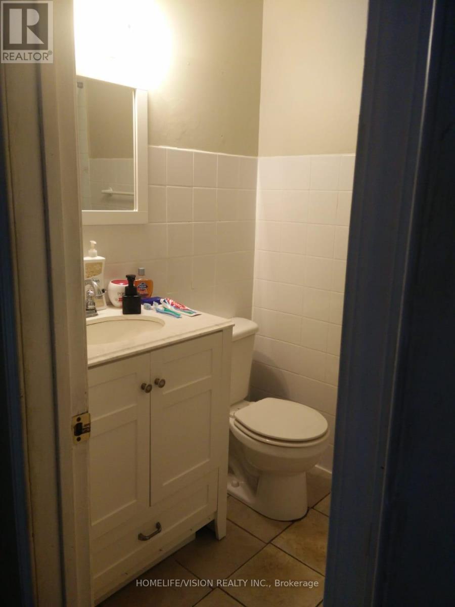 3766 Darla Drive E Property Photo 11