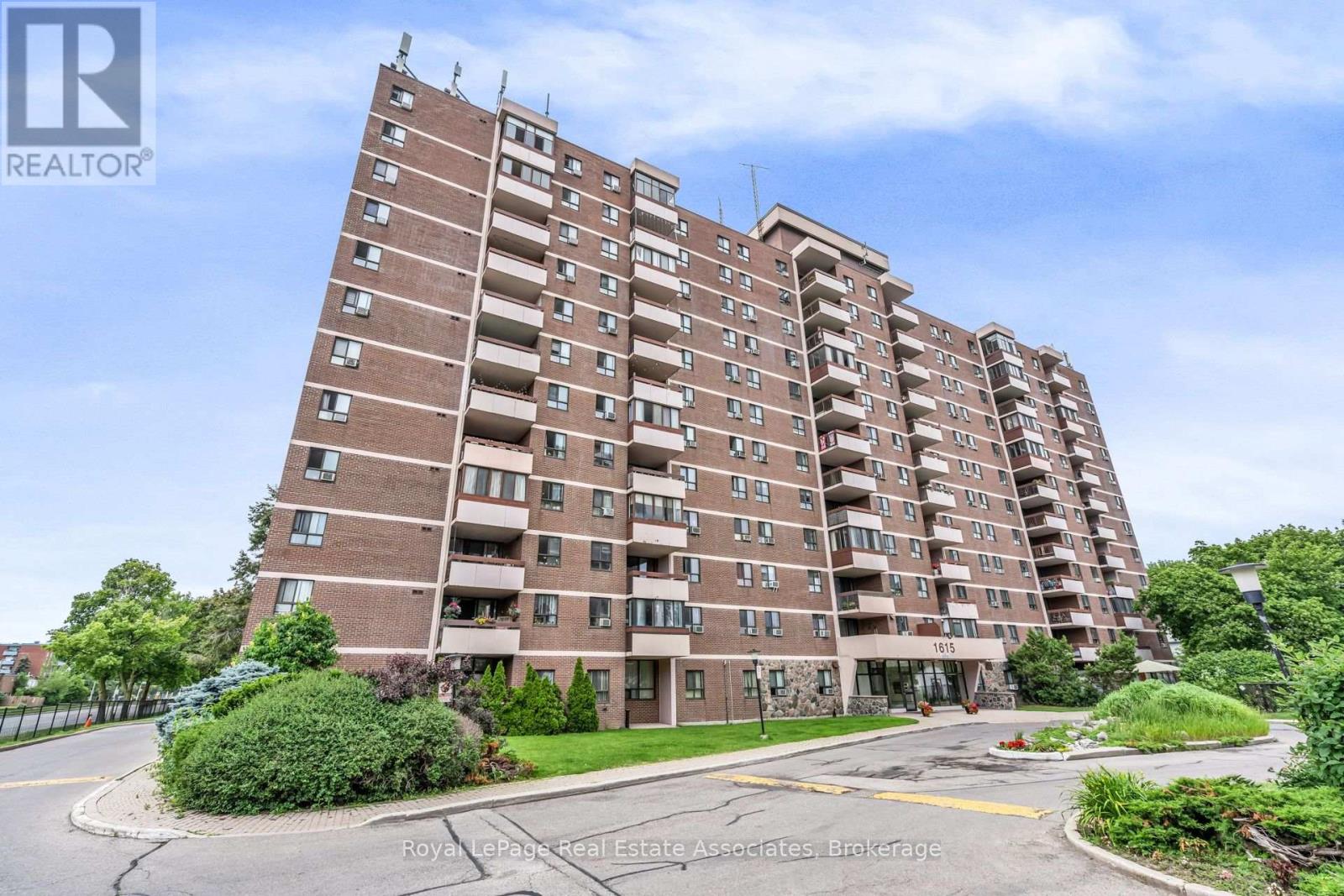 1108 - 1615 Bloor Street Property Photo 3