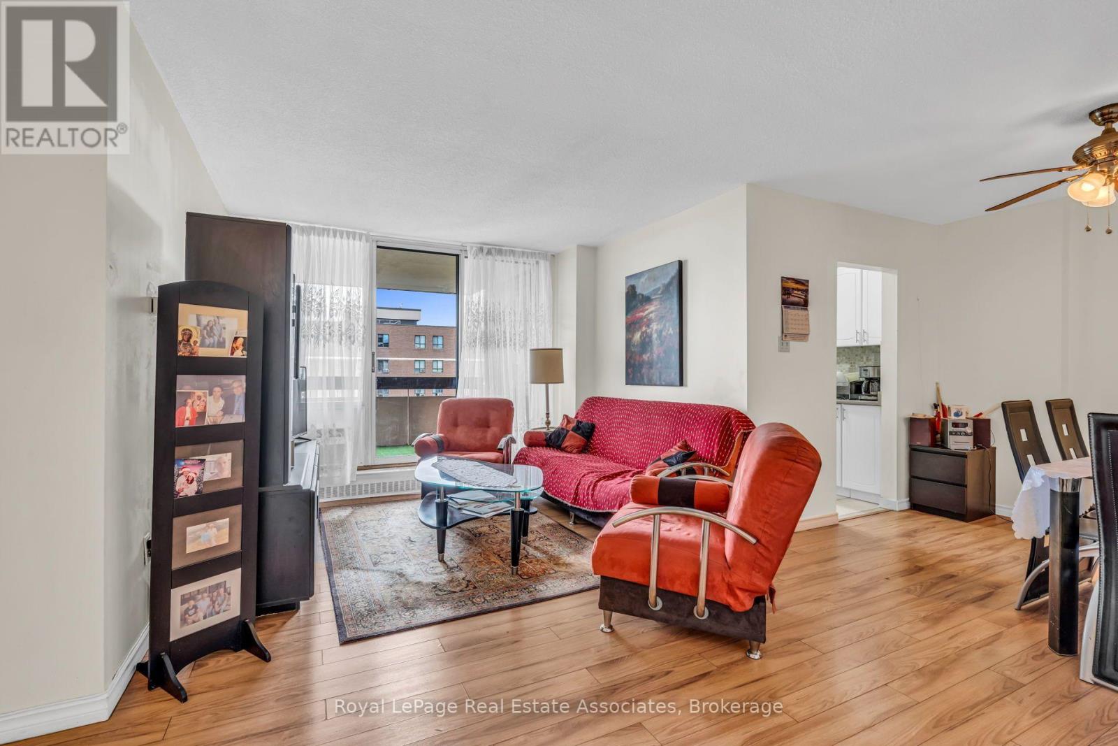 1108 - 1615 Bloor Street Property Photo 10