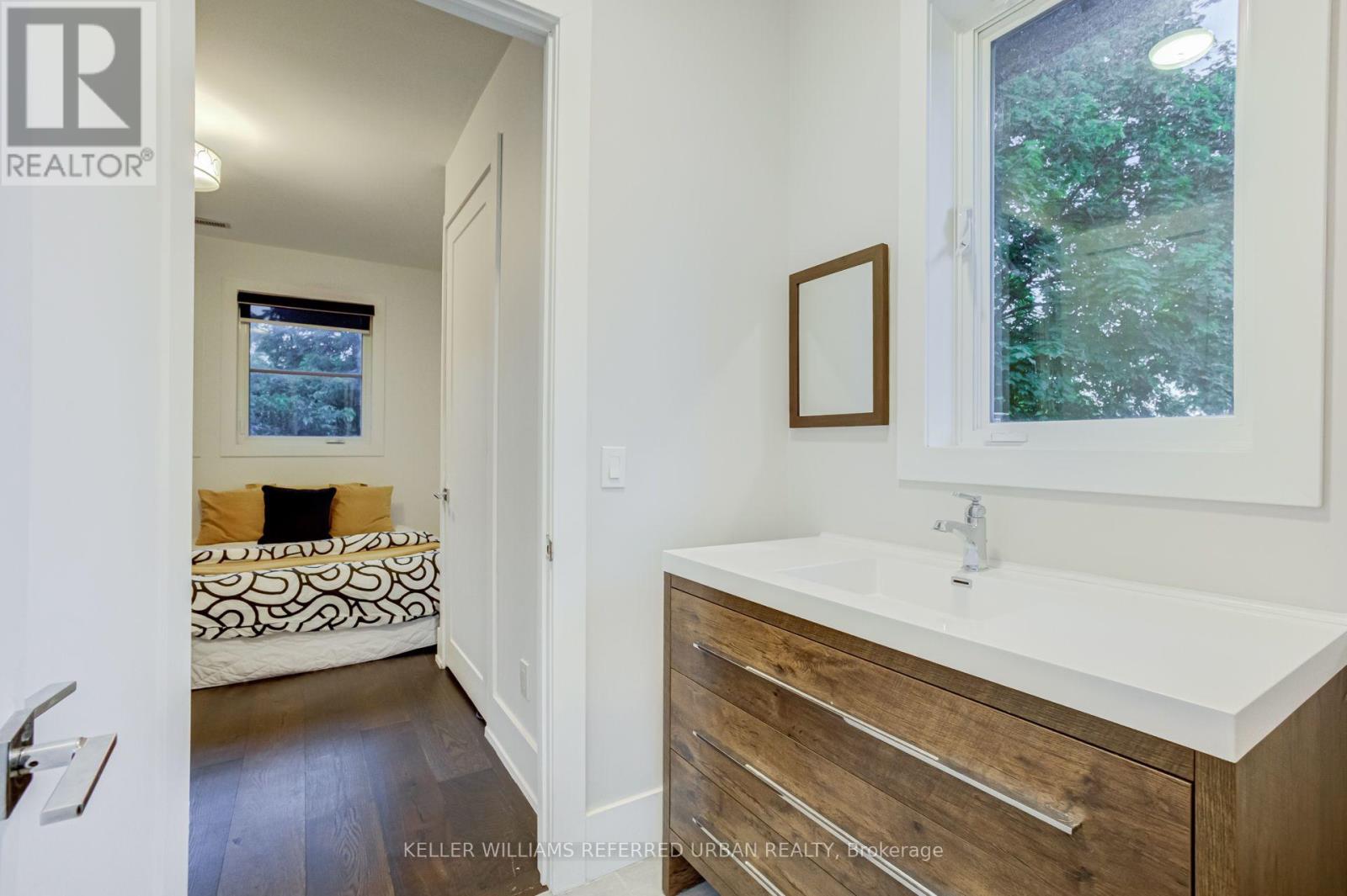 57 Ambleside Avenue Property Photo 35