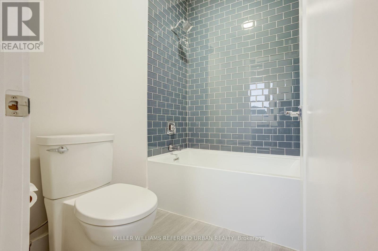 57 Ambleside Avenue Property Photo 36
