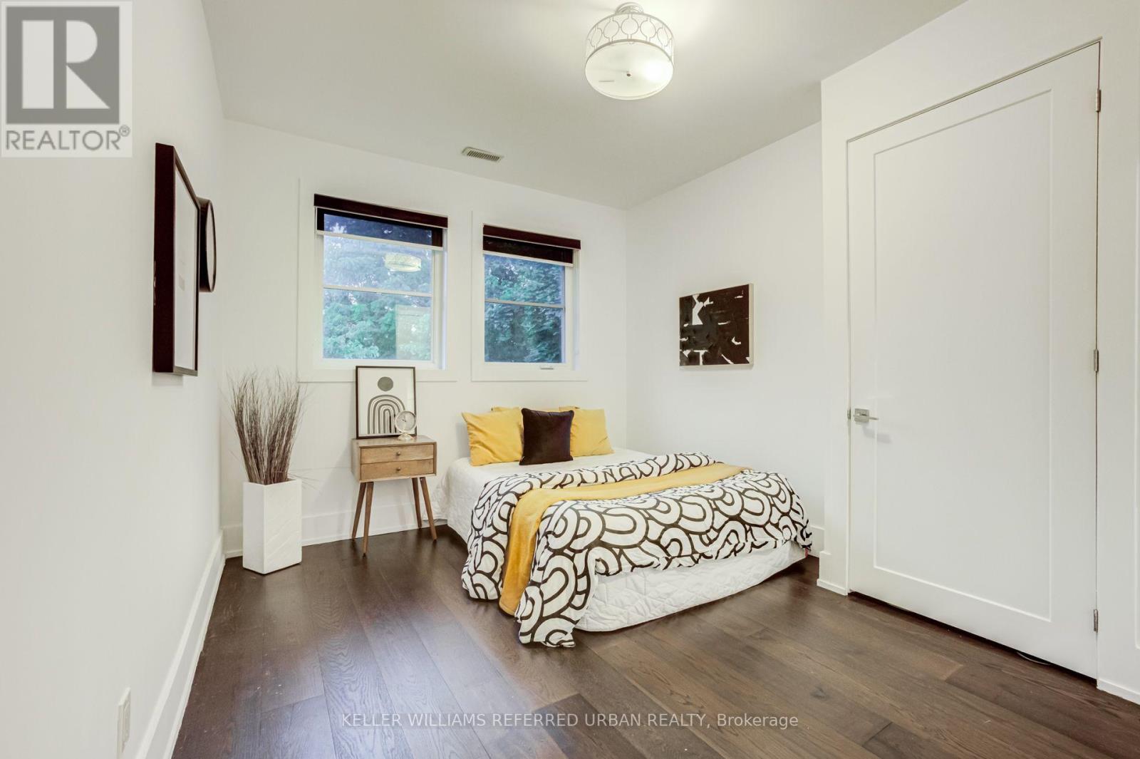 57 Ambleside Avenue Property Photo 37