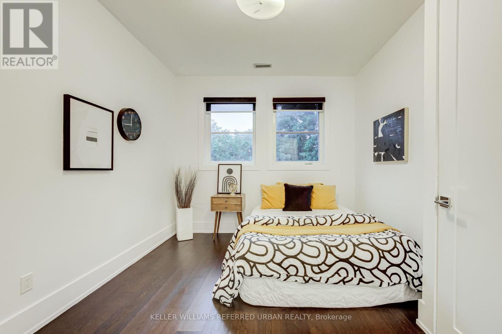 57 Ambleside Avenue Property Photo 38