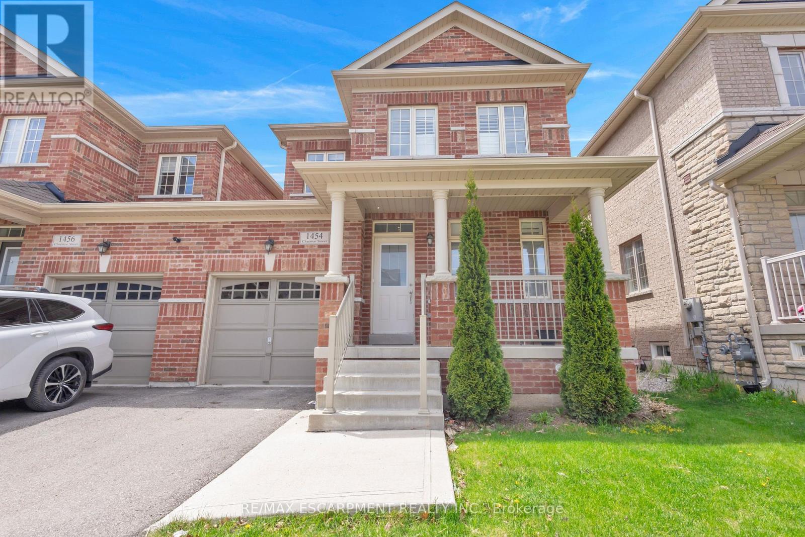 1454 CHRETIEN STREET Property Photo 1