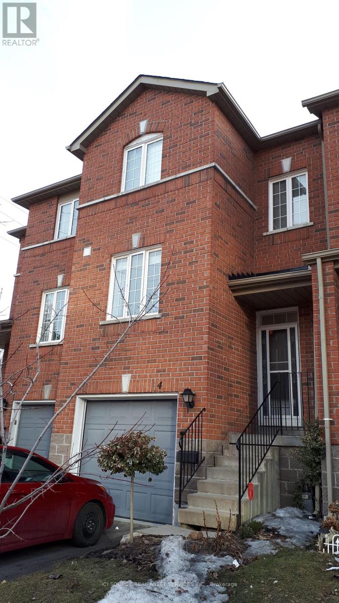 4 - 120 RAILROAD STREET