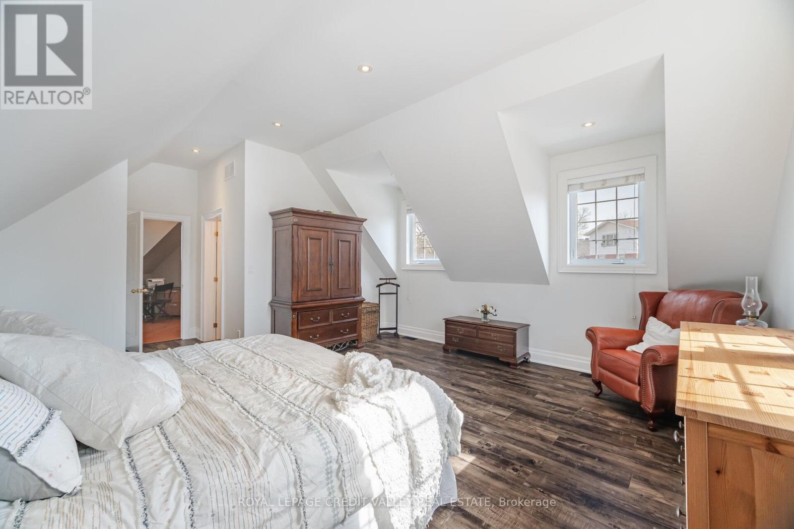 20 Fleming Avenue Property Photo 27