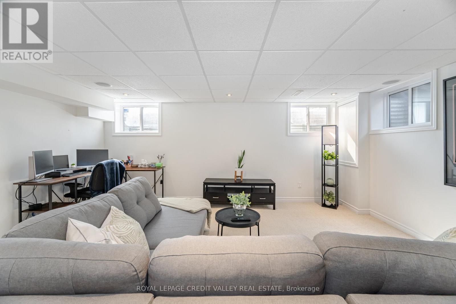 20 Fleming Avenue Property Photo 38