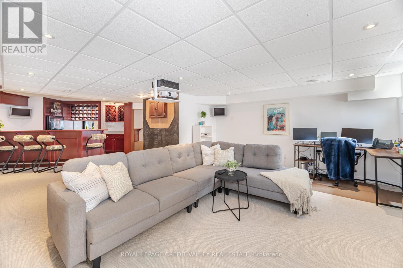 20 Fleming Avenue Property Photo 39