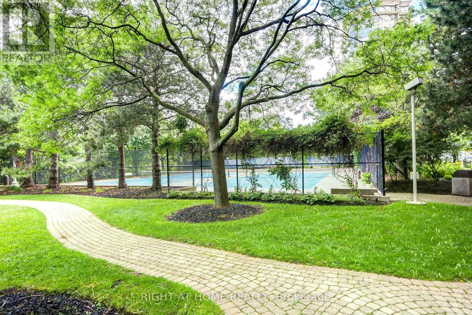 2105 - 45 Kingsbridge Garden Circle Property Photo 35