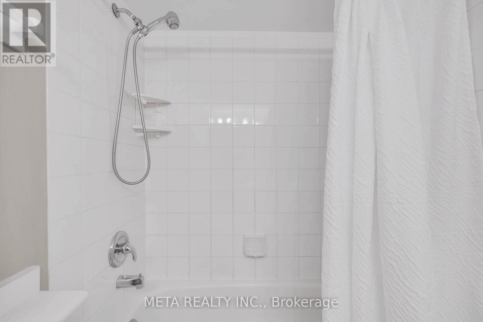 2010 - 550 Webb Drive Property Photo 21