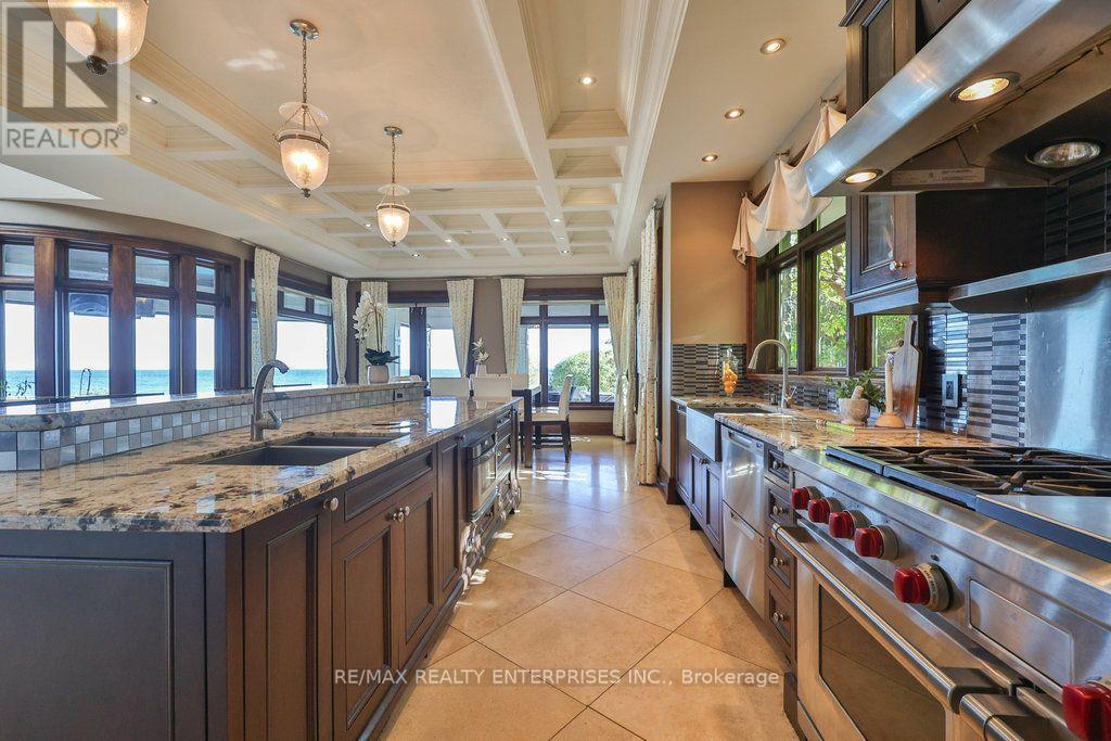 1500 Watersedge Road Property Photo 14