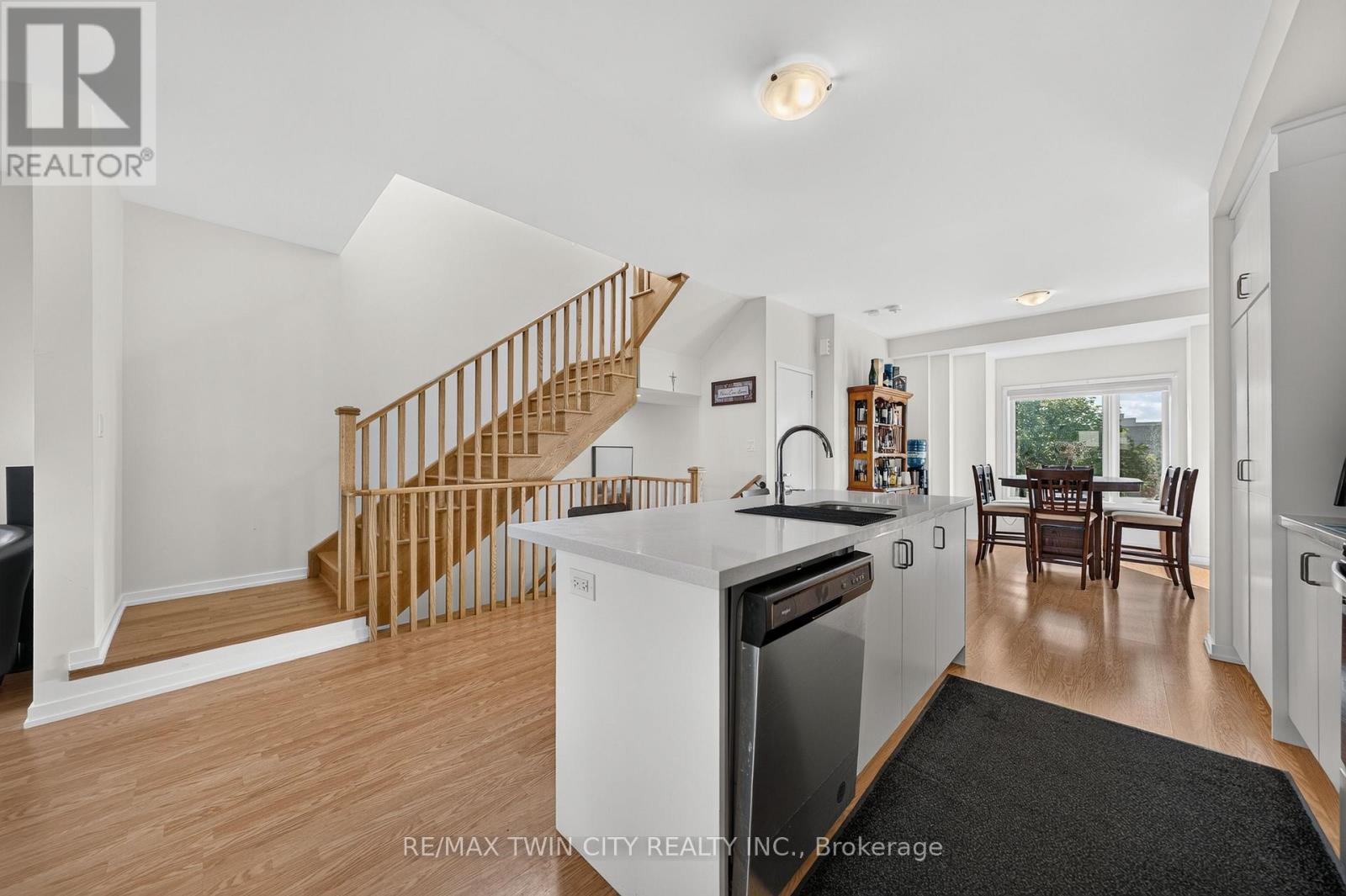 49 Lambert Lane Property Photo 13