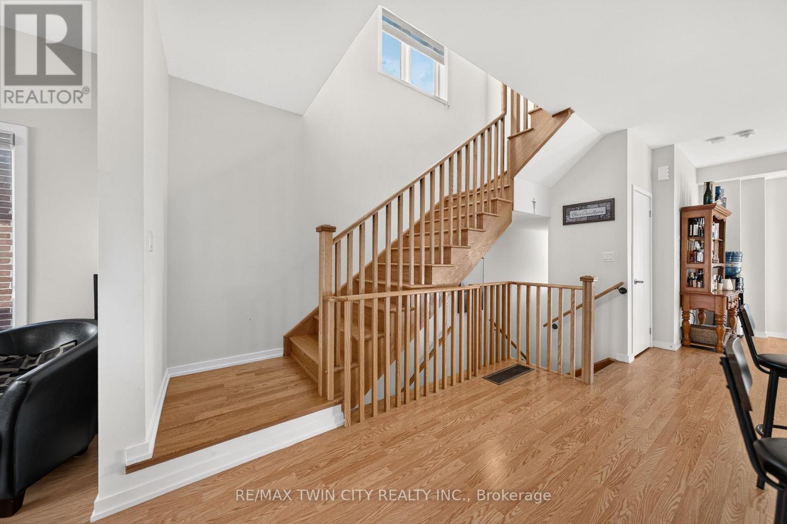 49 Lambert Lane Property Photo 23