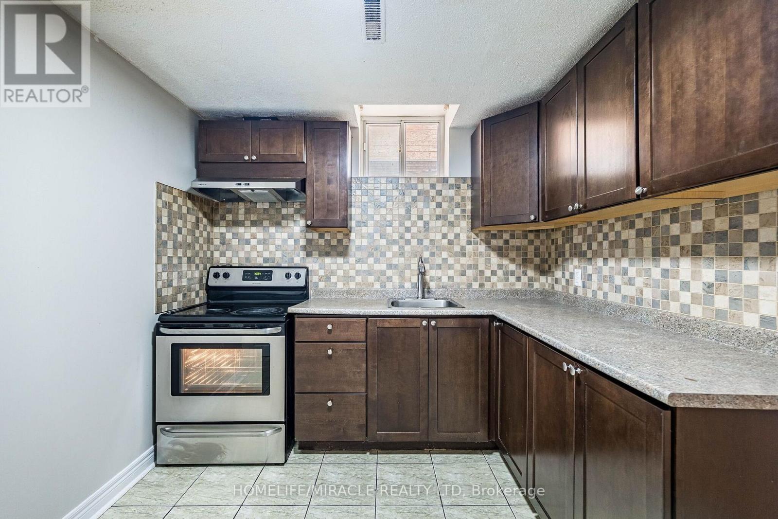 72 Lockwood Road Property Photo 45