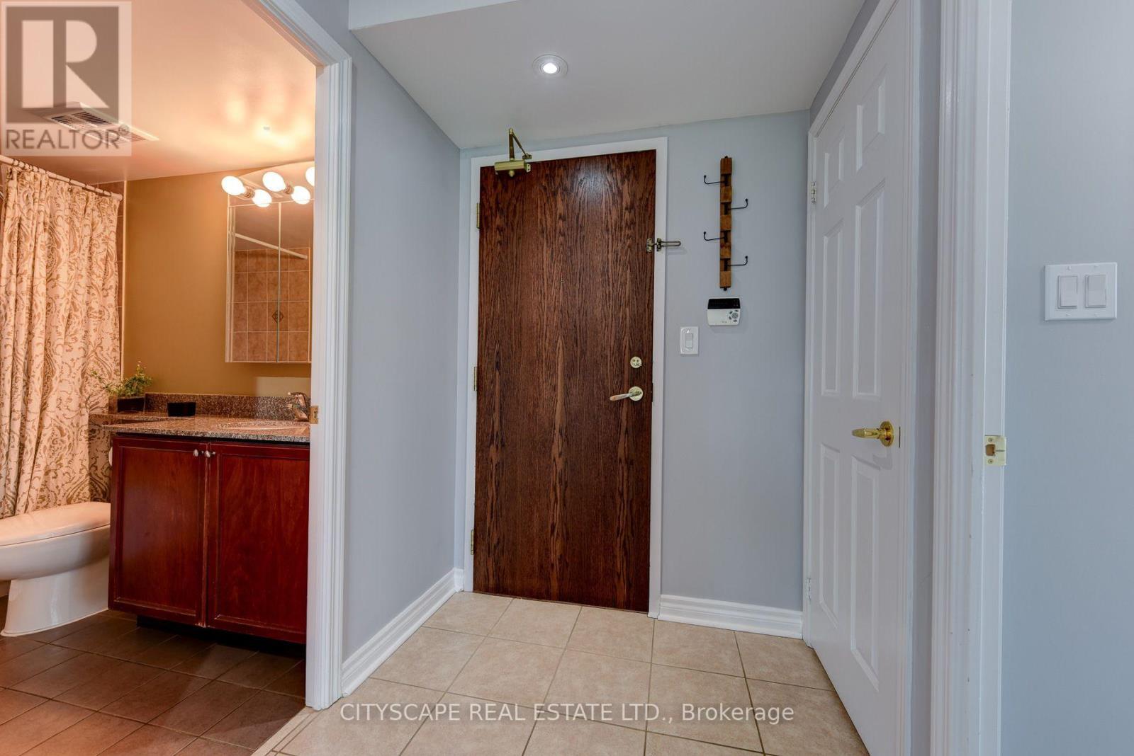 404 - 4850 Glen Erin Drive Property Photo 3