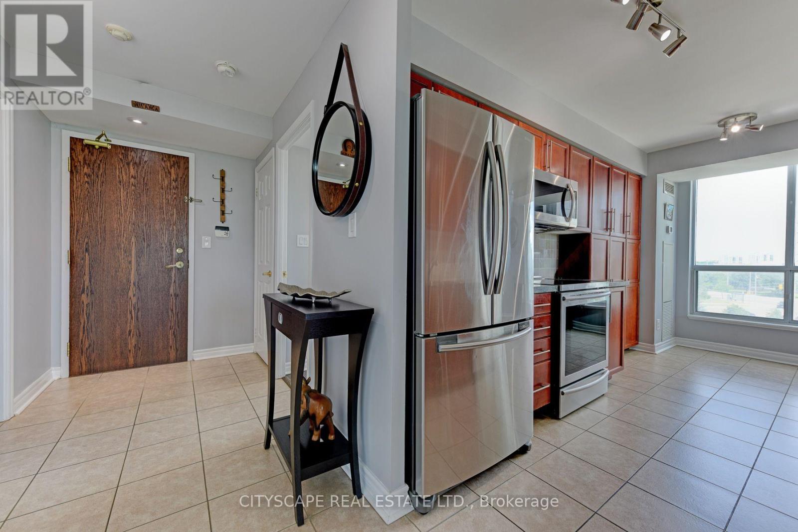 404 - 4850 Glen Erin Drive Property Photo 4