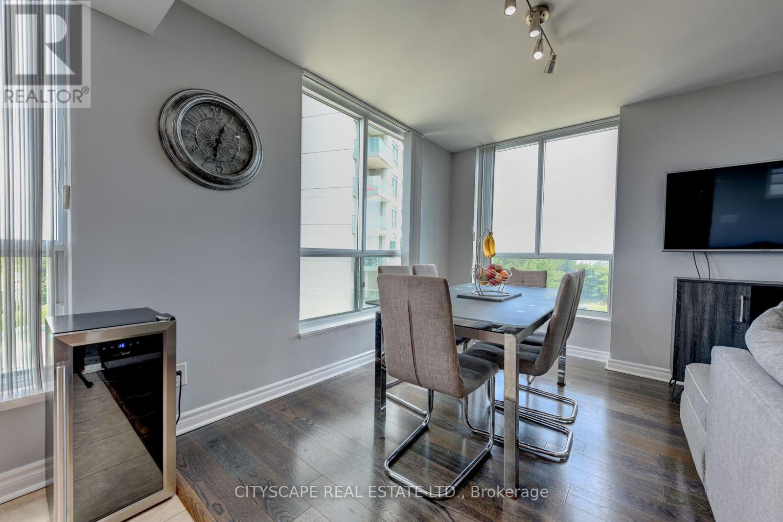 404 - 4850 Glen Erin Drive Property Photo 11