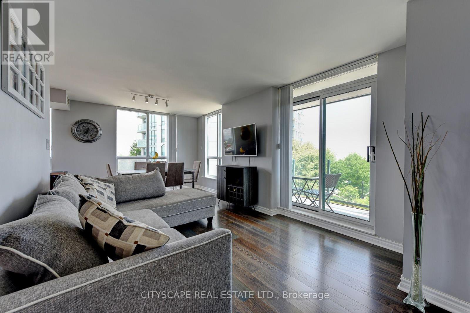 404 - 4850 Glen Erin Drive Property Photo 14