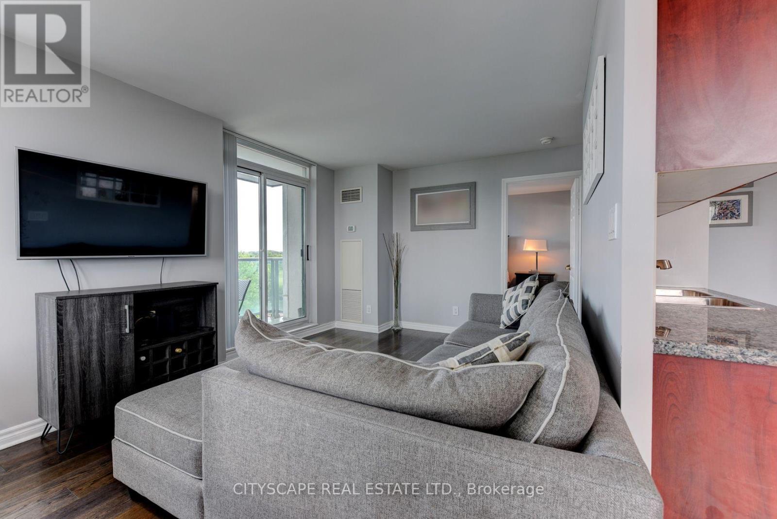 404 - 4850 Glen Erin Drive Property Photo 15