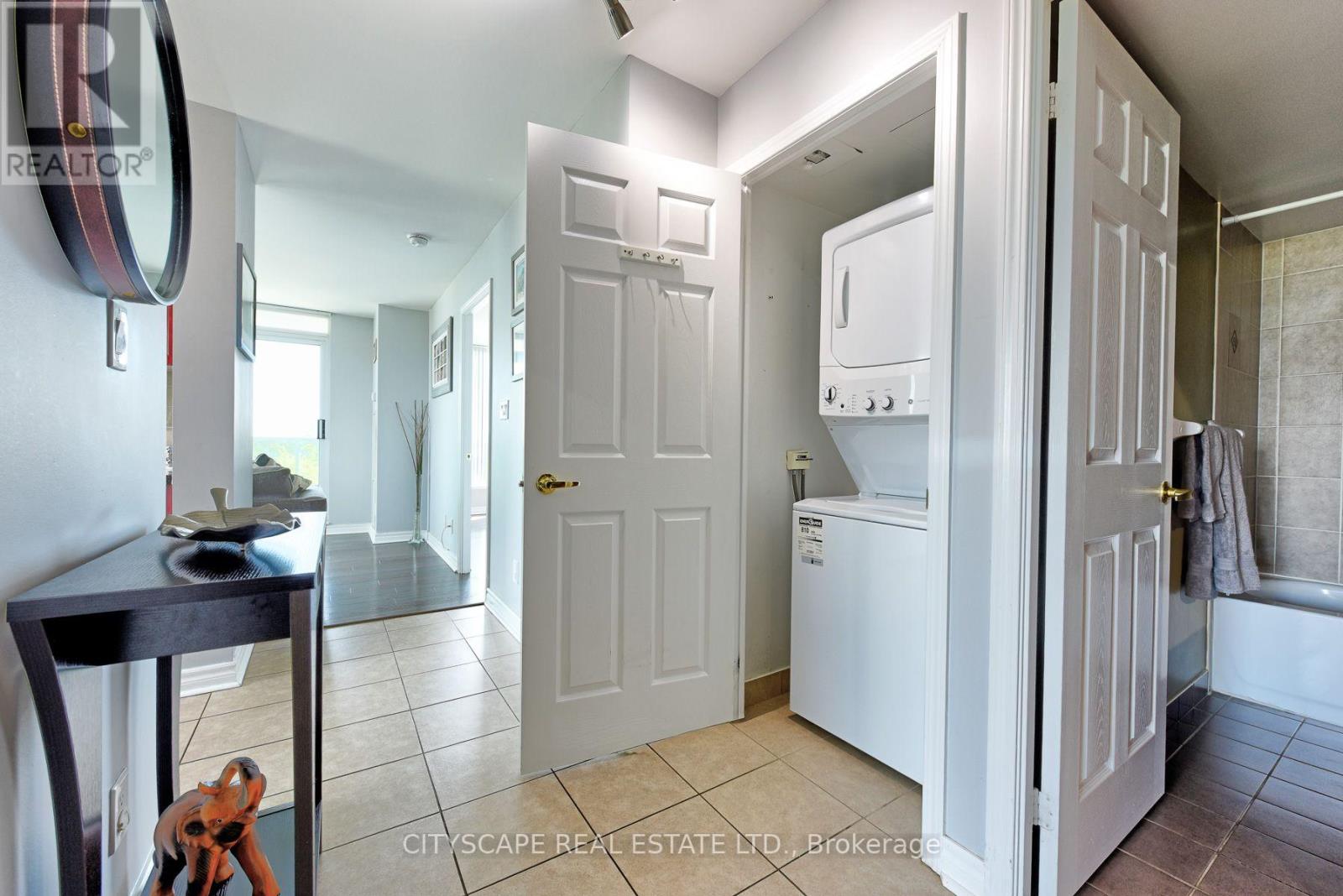 404 - 4850 Glen Erin Drive Property Photo 25