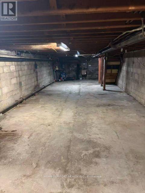 2846 Dufferin Street Property Photo 5