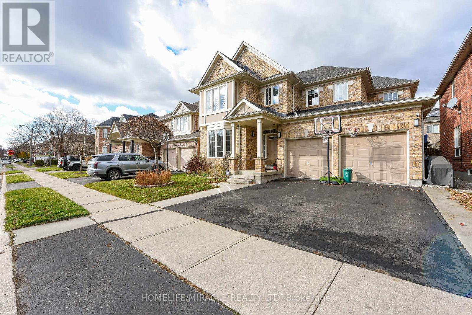 6 MENDOZA DRIVE
