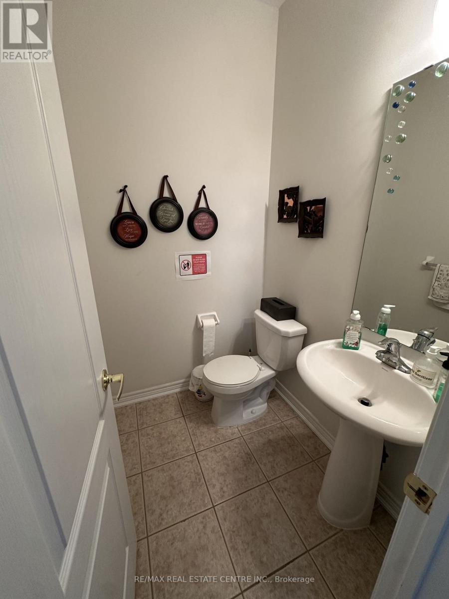 1a - 29 October Place Property Photo 10