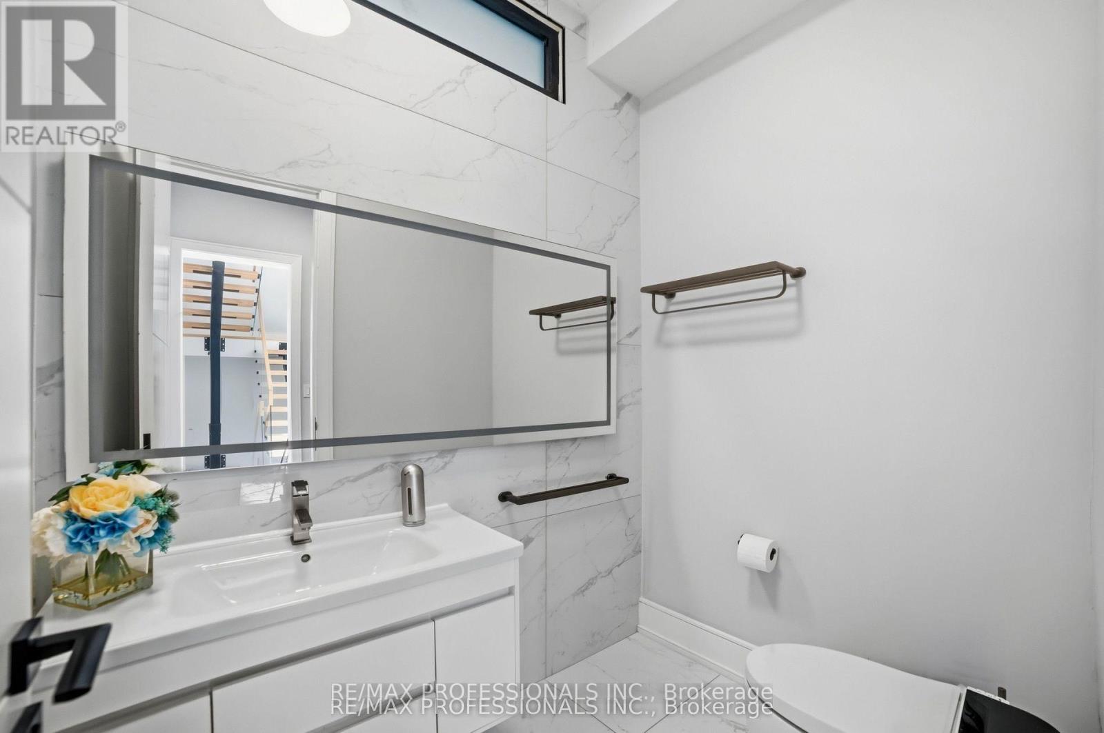 2206 Utley Road Property Photo 4