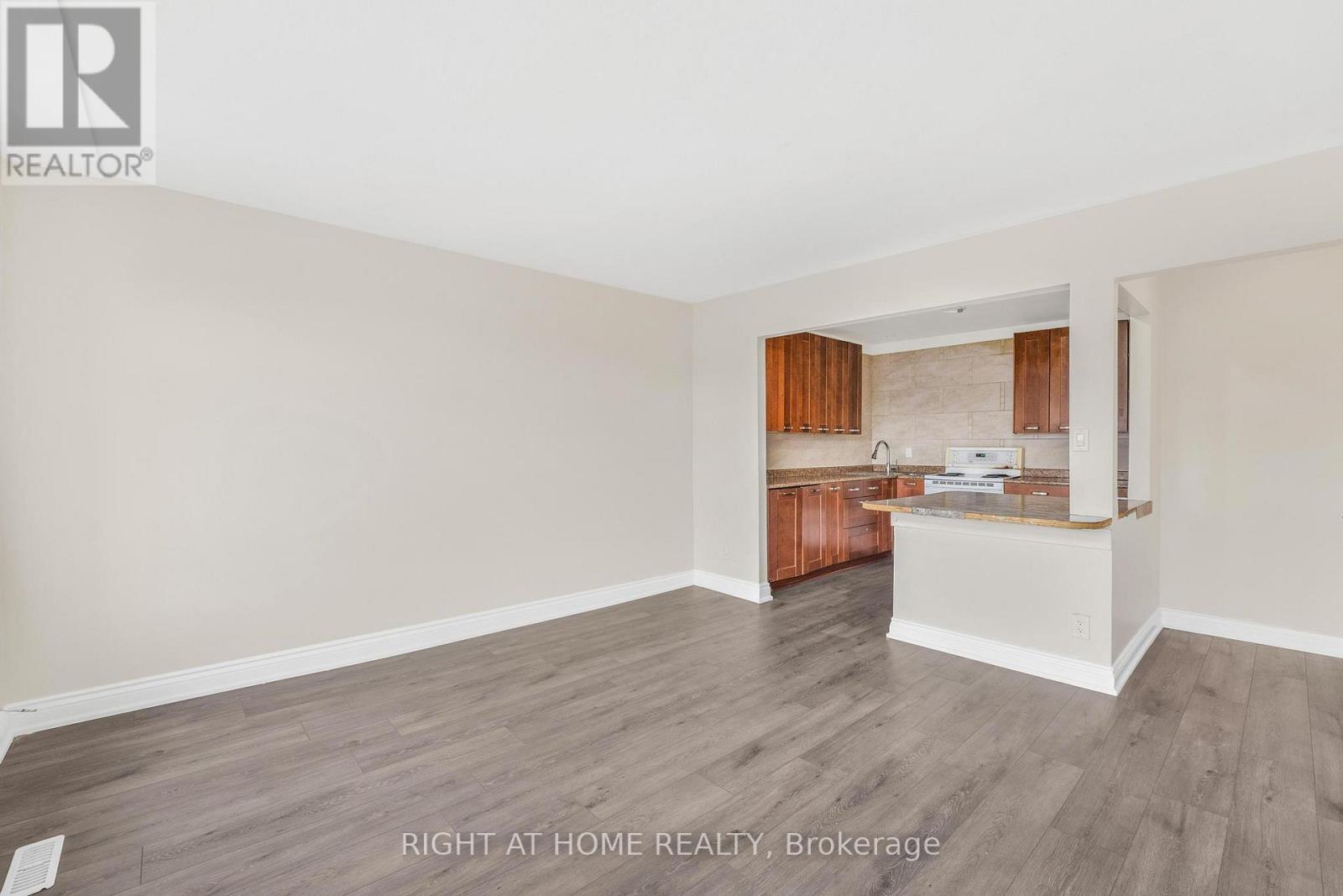 1698a Eglinton Avenue W Property Photo 1