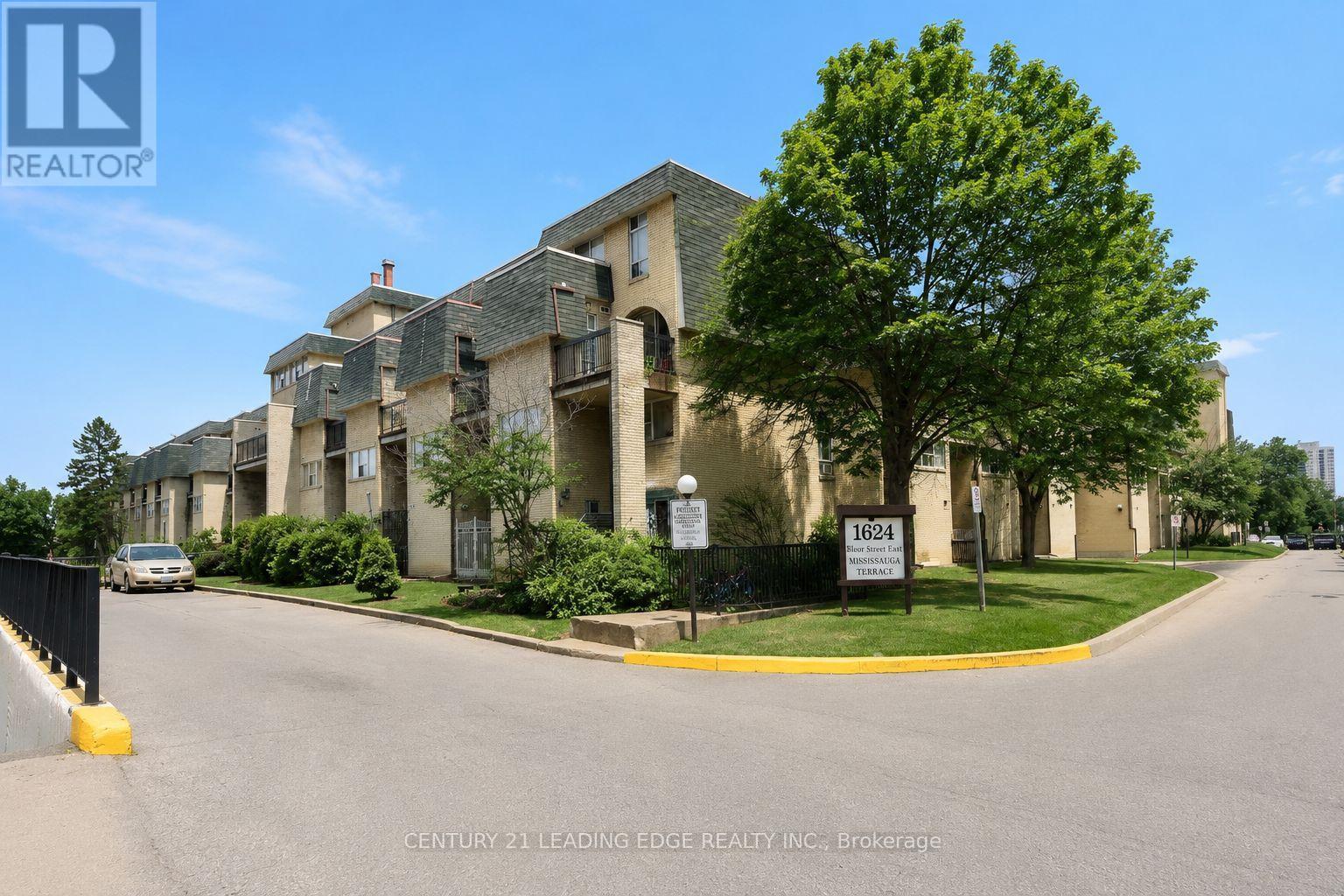 82 - 1624 Bloor Street Property Photo 1