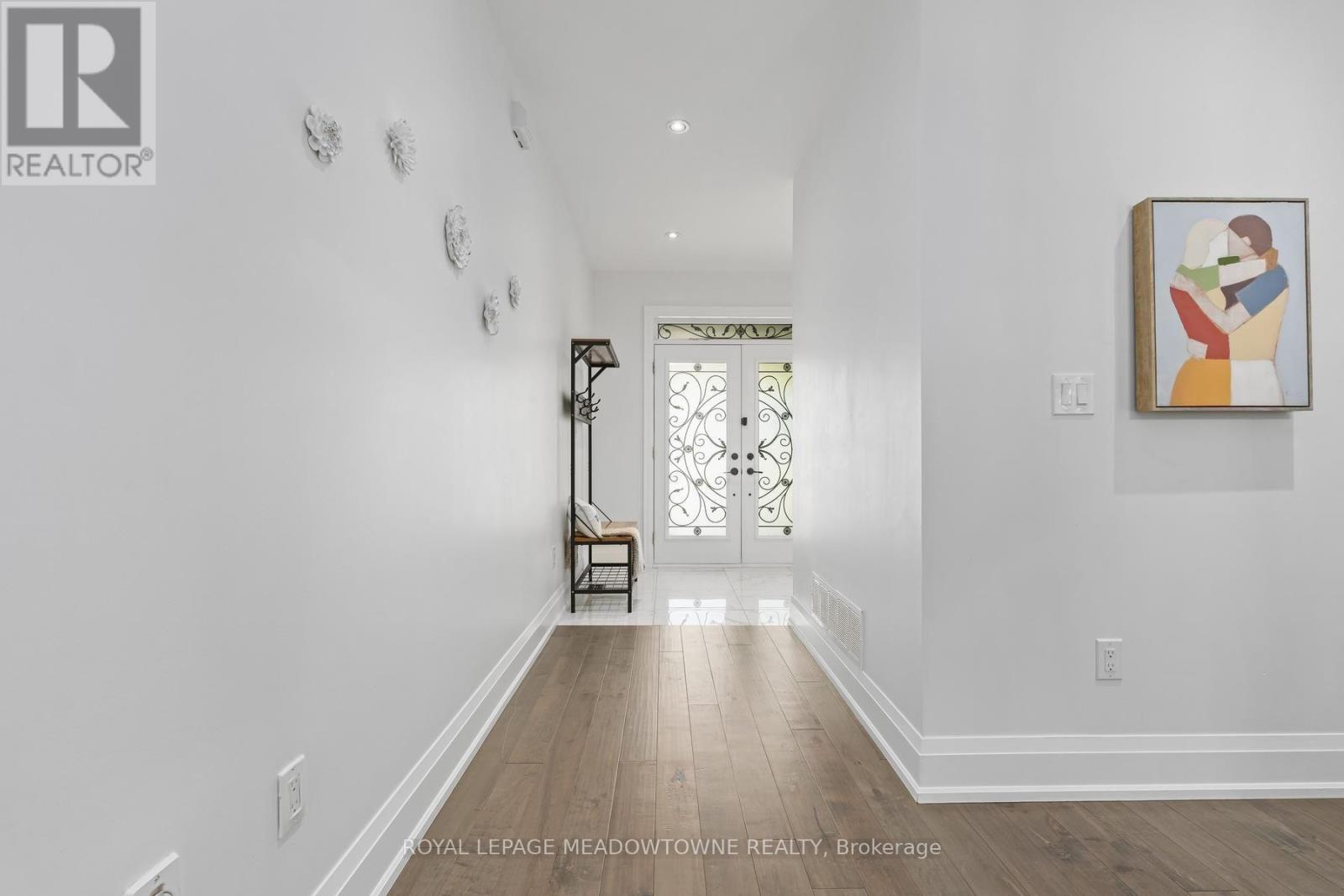 17 Ontario Street Property Photo 6