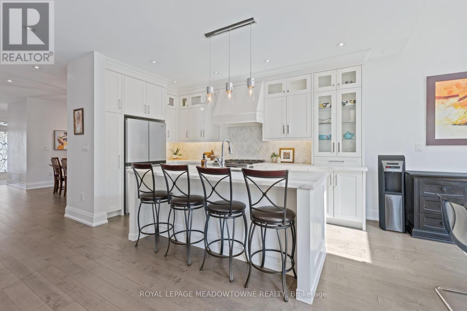 17 Ontario Street Property Photo 11