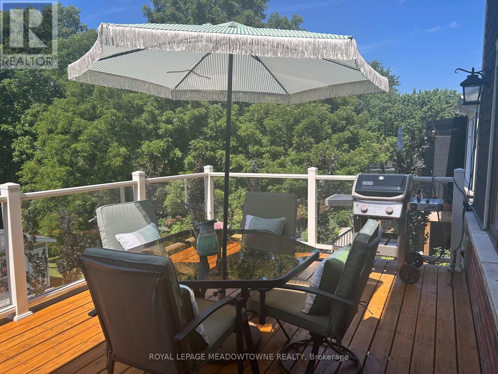 17 Ontario Street Property Photo 46