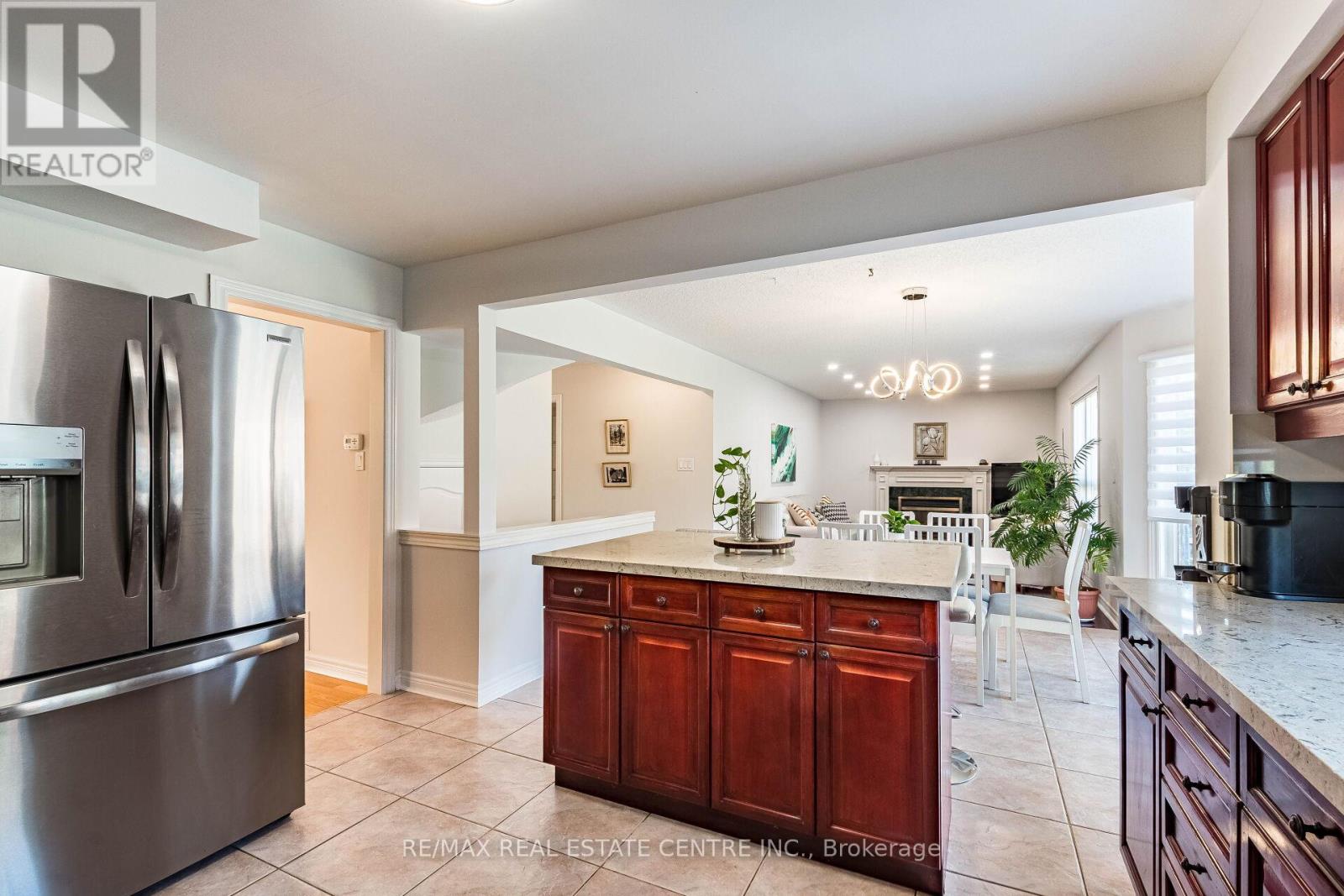 5343 Russell View Road Property Photo 12